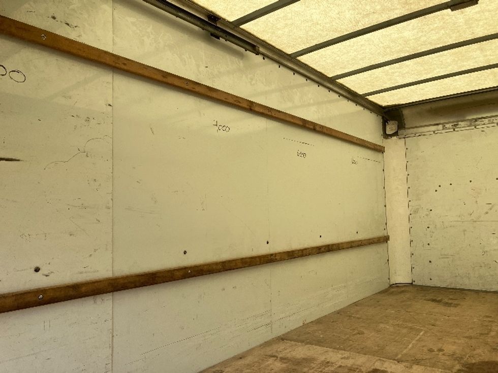 Light Duty Box Truck-Light and Medium Duty Trucks-GMC-2021-Savana G33903-Ocala-FL-83,734\n\t\tmiles-$ 29,500 - Image 11