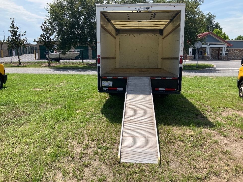 Light Duty Box Truck-Light and Medium Duty Trucks-GMC-2021-Savana G33903-Ocala-FL-83,734\n\t\tmiles-$ 29,500 - Image 9