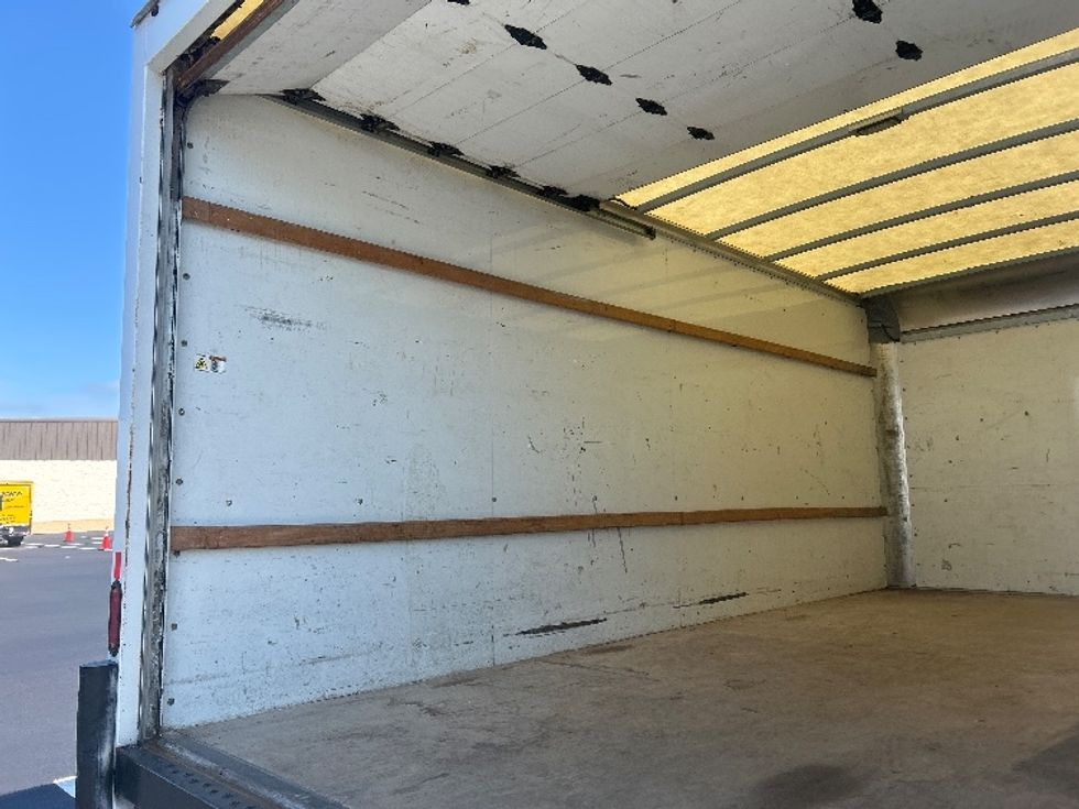 Light Duty Box Truck-Light and Medium Duty Trucks-GMC-2021-Savana G33903-Ocala-FL-84,905\n\t\tmiles-$ 27,250 - Image 11
