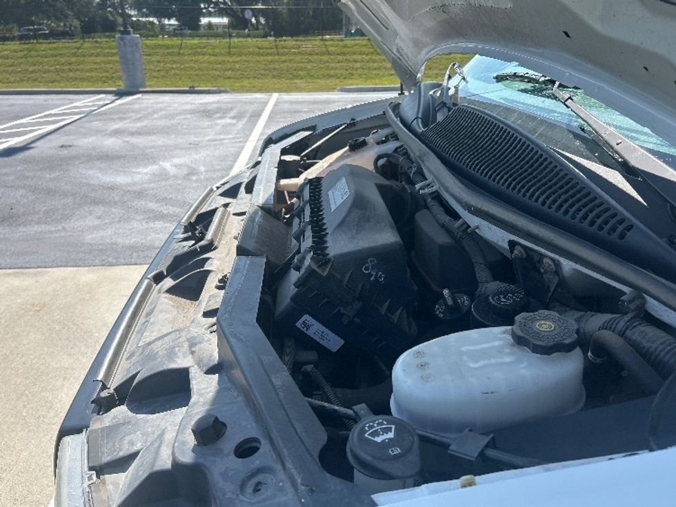 Light Duty Box Truck-Light and Medium Duty Trucks-GMC-2021-Savana G33903-Ocala-FL-84,905\n\t\tmiles-$ 27,250 - Image 24