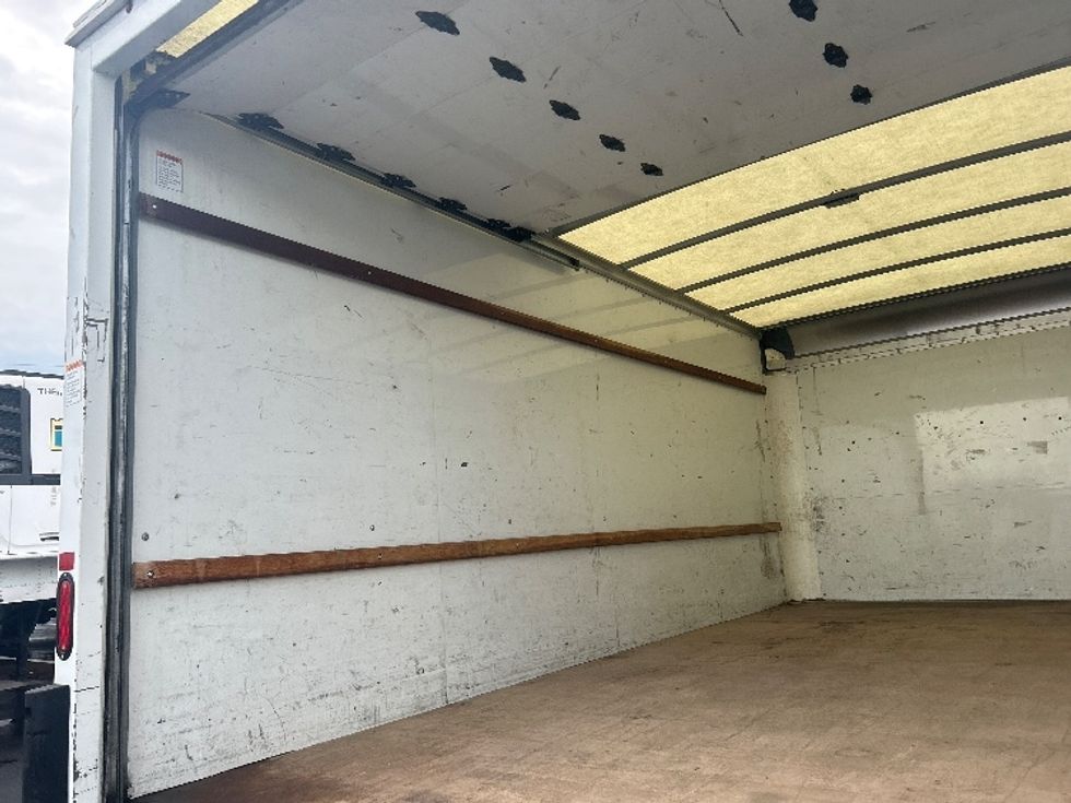 Light Duty Box Truck-Light and Medium Duty Trucks-GMC-2021-Savana G33903-Ocala-FL-92,870\n\t\tmiles-$ 29,750 - Image 11