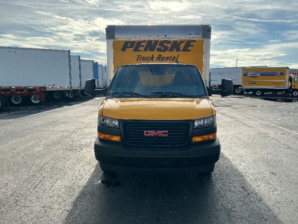 Light Duty Box Truck-Light and Medium Duty Trucks-GMC-2021-Savana G33903-Ocala-FL-93,188\n\t\tmiles-$ 26,750 - Image 2