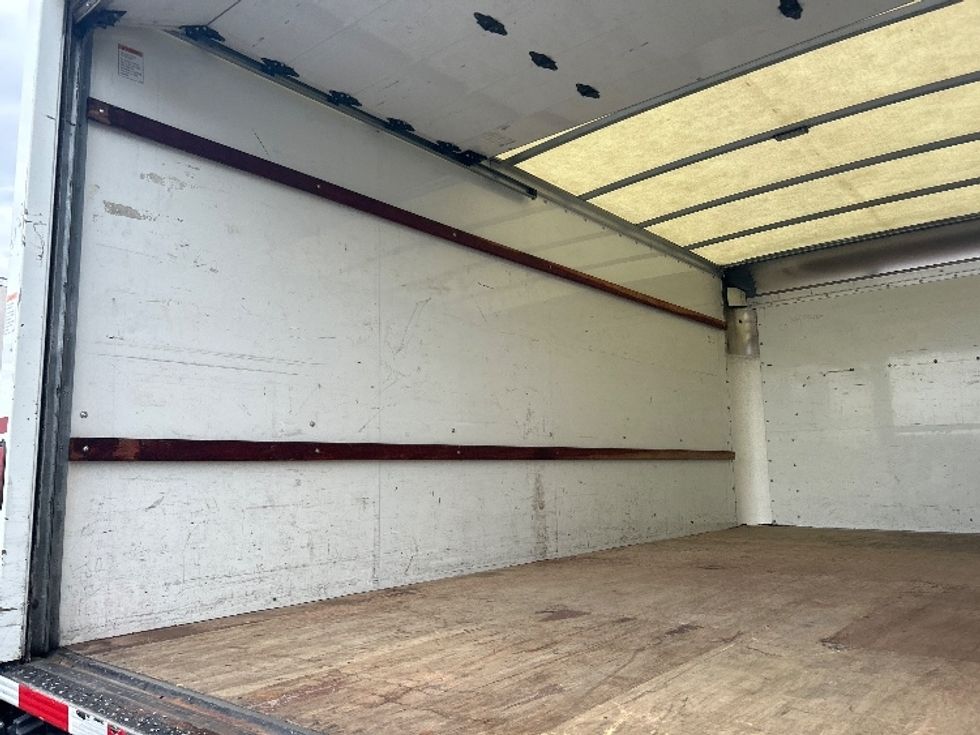 Light Duty Box Truck-Light and Medium Duty Trucks-GMC-2021-Savana G33903-Ocala-FL-94,322\n\t\tmiles-$ 29,500 - Image 10