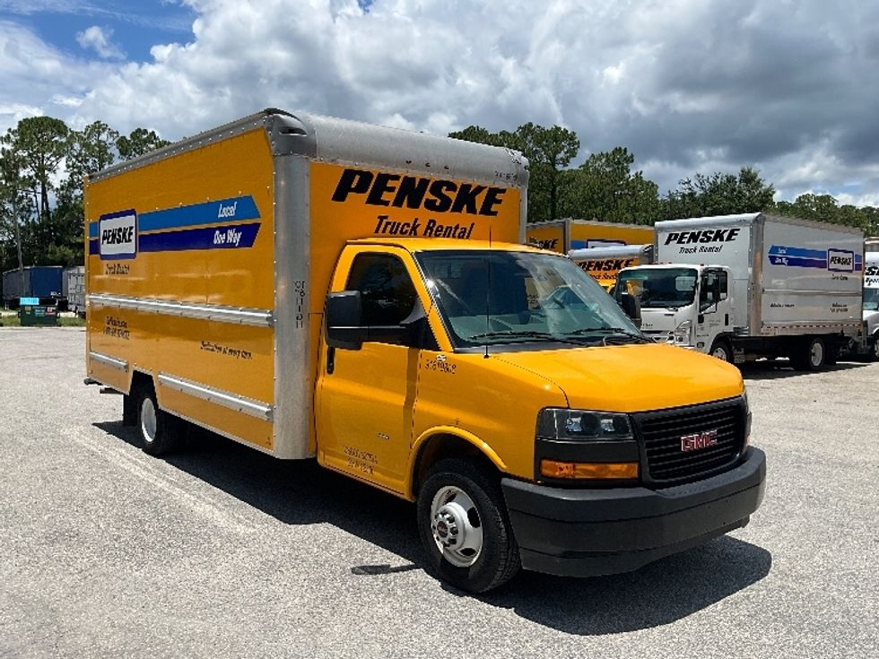 Light Duty Box Truck-Light and Medium Duty Trucks-GMC-2021-Savana G33903-Ocala-FL-99,368\n\t\tmiles-$ 24,500 - Image 1