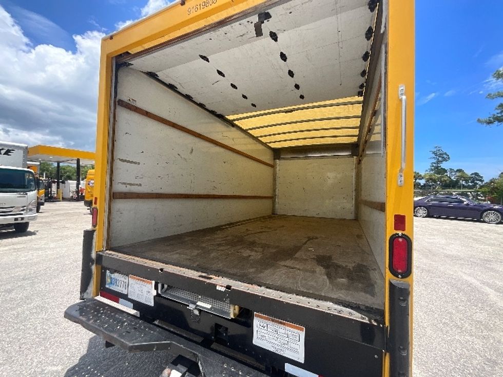 Light Duty Box Truck-Light and Medium Duty Trucks-GMC-2021-Savana G33903-Ocala-FL-99,368\n\t\tmiles-$ 24,500 - Image 11