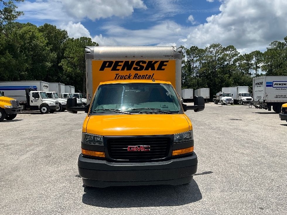 Light Duty Box Truck-Light and Medium Duty Trucks-GMC-2021-Savana G33903-Ocala-FL-99,368\n\t\tmiles-$ 24,500 - Image 2