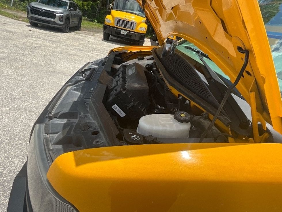 Light Duty Box Truck-Light and Medium Duty Trucks-GMC-2021-Savana G33903-Ocala-FL-99,368\n\t\tmiles-$ 24,500 - Image 24