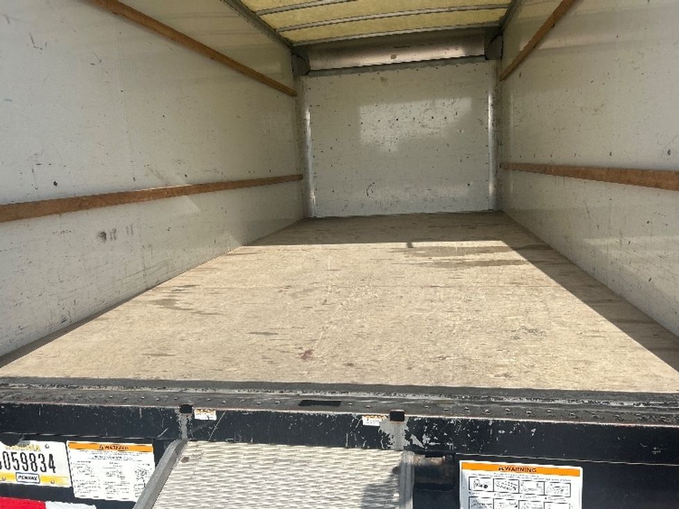 Light Duty Box Truck-Light and Medium Duty Trucks-GMC-2021-Savana G33903-Ocala-FL-99,898\n\t\tmiles-$ 26,000 - Image 10