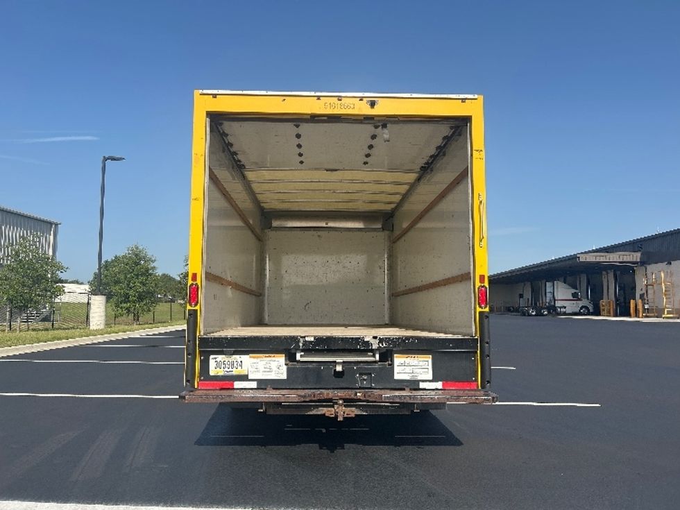 Light Duty Box Truck-Light and Medium Duty Trucks-GMC-2021-Savana G33903-Ocala-FL-99,898\n\t\tmiles-$ 26,000 - Image 8