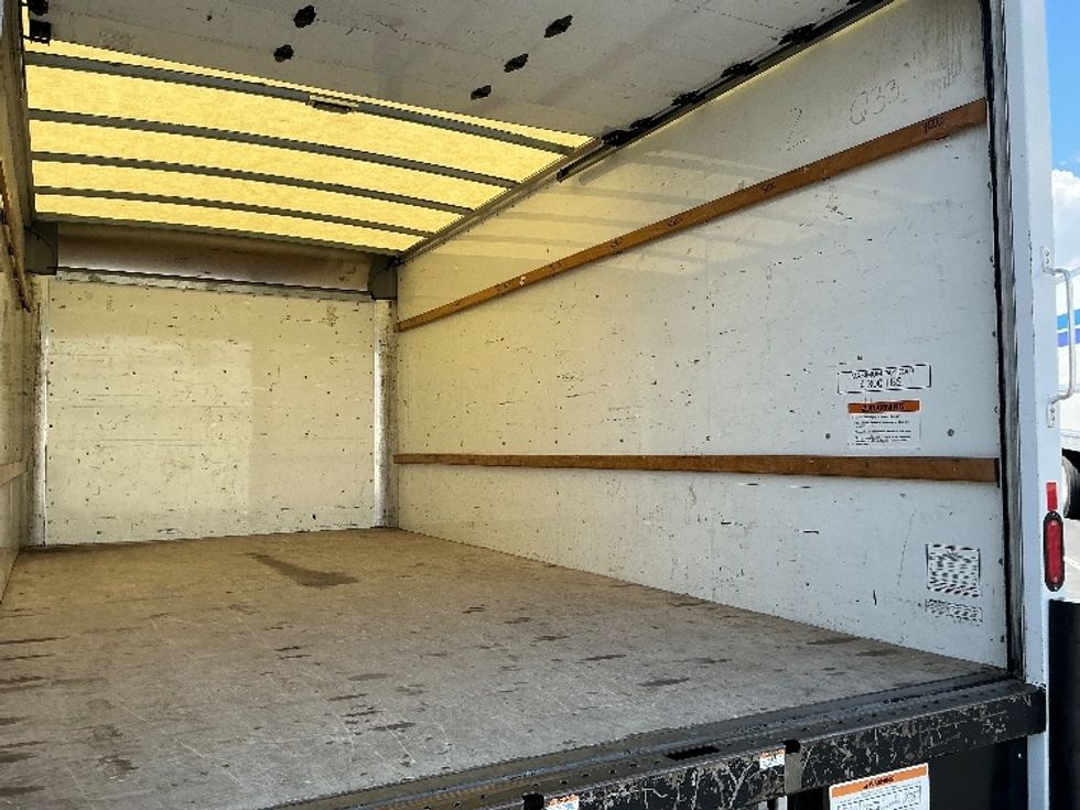 Light Duty Box Truck-Light and Medium Duty Trucks-GMC-2021-Savana G33903-Ogden-UT-109,375\n\t\tmiles-$ 27,250 - Image 10