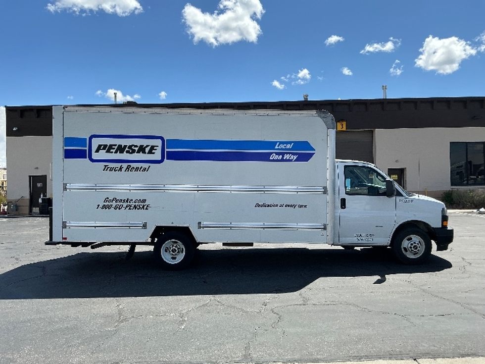 Light Duty Box Truck-Light and Medium Duty Trucks-GMC-2021-Savana G33903-Ogden-UT-109,375\n\t\tmiles-$ 27,250 - Image 12