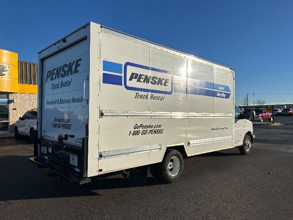 Light Duty Box Truck-Light and Medium Duty Trucks-GMC-2021-Savana G33903-Oklahoma City-OK-111,632\n\t\tmiles-$ 28,000 - Image 11