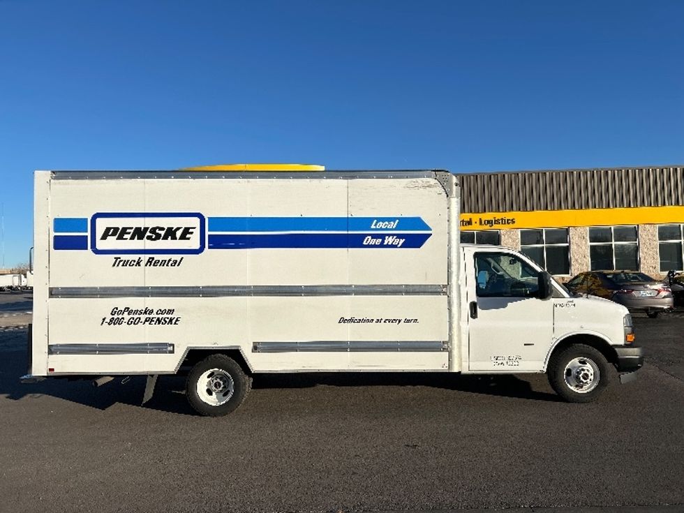 Light Duty Box Truck-Light and Medium Duty Trucks-GMC-2021-Savana G33903-Oklahoma City-OK-111,632\n\t\tmiles-$ 28,000 - Image 12