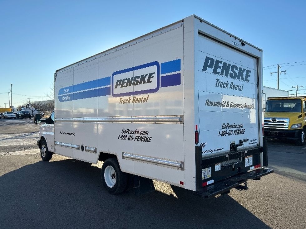 Light Duty Box Truck-Light and Medium Duty Trucks-GMC-2021-Savana G33903-Oklahoma City-OK-111,632\n\t\tmiles-$ 28,000 - Image 5