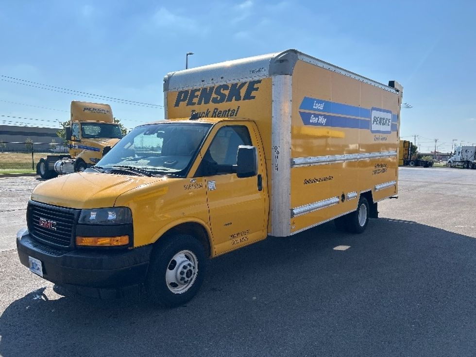 Light Duty Box Truck-Light and Medium Duty Trucks-GMC-2021-Savana G33903-Oklahoma City-OK-114,703\n\t\tmiles-$ 23,000 - Image 3