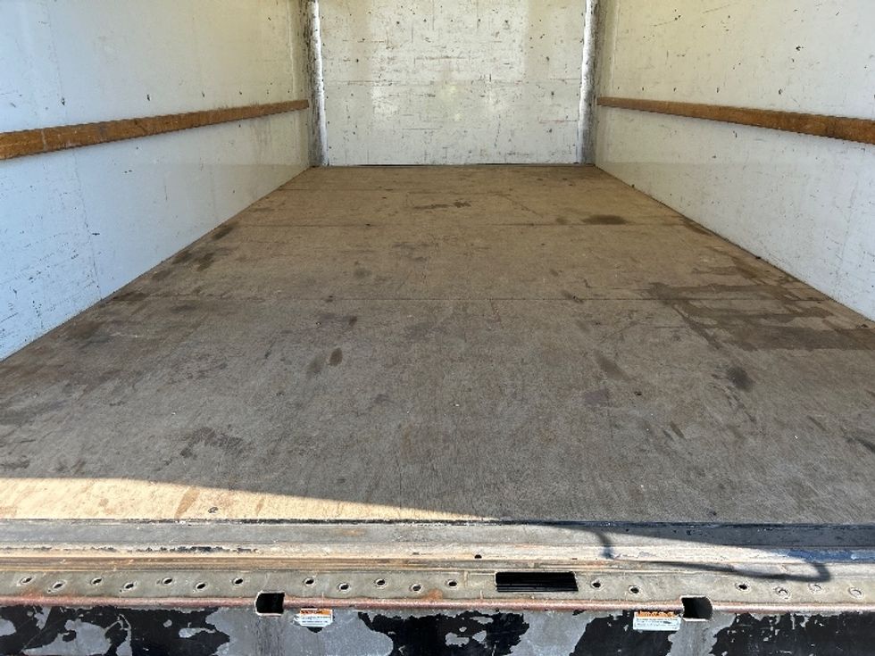 Light Duty Box Truck-Light and Medium Duty Trucks-GMC-2021-Savana G33903-Oklahoma City-OK-114,703\n\t\tmiles-$ 23,000 - Image 8