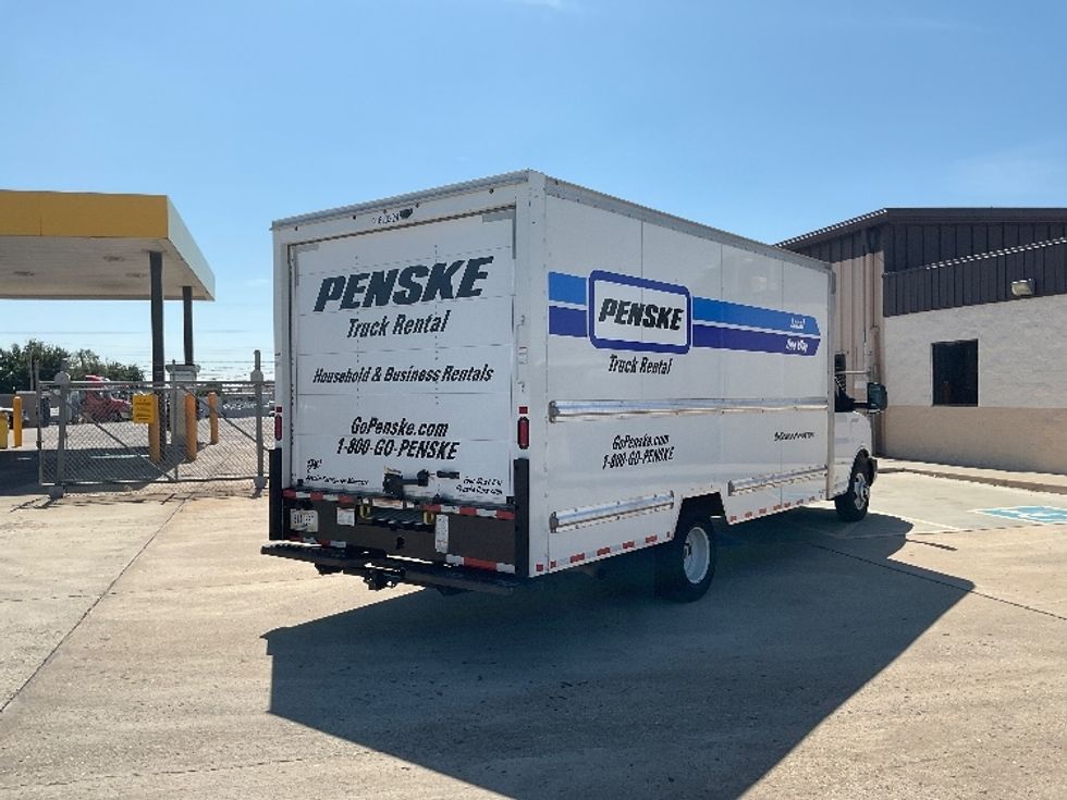 Light Duty Box Truck-Light and Medium Duty Trucks-GMC-2021-Savana G33903-Oklahoma City-OK-115,629\n\t\tmiles-$ 26,250 - Image 13