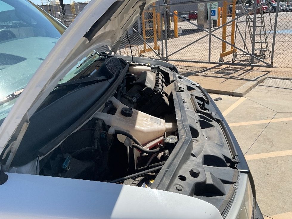 Light Duty Box Truck-Light and Medium Duty Trucks-GMC-2021-Savana G33903-Oklahoma City-OK-115,629\n\t\tmiles-$ 26,250 - Image 23