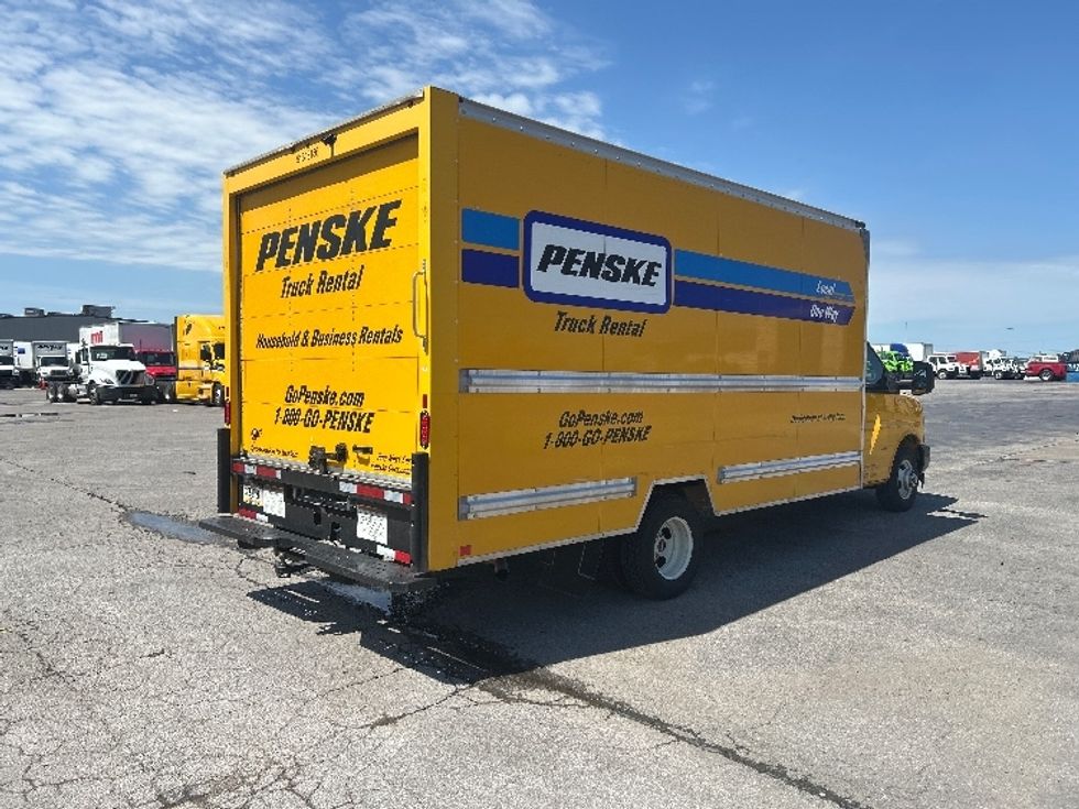 Light Duty Box Truck-Light and Medium Duty Trucks-GMC-2021-Savana G33903-Oklahoma City-OK-129,043\n\t\tmiles-$ 23,500 - Image 10