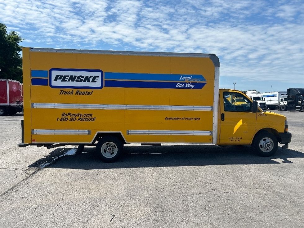 Light Duty Box Truck-Light and Medium Duty Trucks-GMC-2021-Savana G33903-Oklahoma City-OK-129,043\n\t\tmiles-$ 23,500 - Image 11