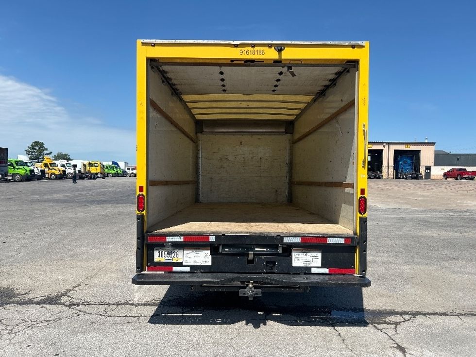 Light Duty Box Truck-Light and Medium Duty Trucks-GMC-2021-Savana G33903-Oklahoma City-OK-129,043\n\t\tmiles-$ 23,500 - Image 7