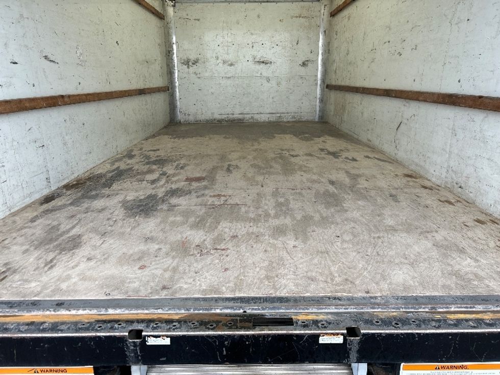 Light Duty Box Truck-Light and Medium Duty Trucks-GMC-2021-Savana G33903-Oklahoma City-OK-85,560\n\t\tmiles-$ 28,000 - Image 8