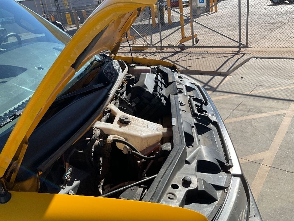 Light Duty Box Truck-Light and Medium Duty Trucks-GMC-2021-Savana G33903-Oklahoma City-OK-88,427\n\t\tmiles-$ 27,750 - Image 23