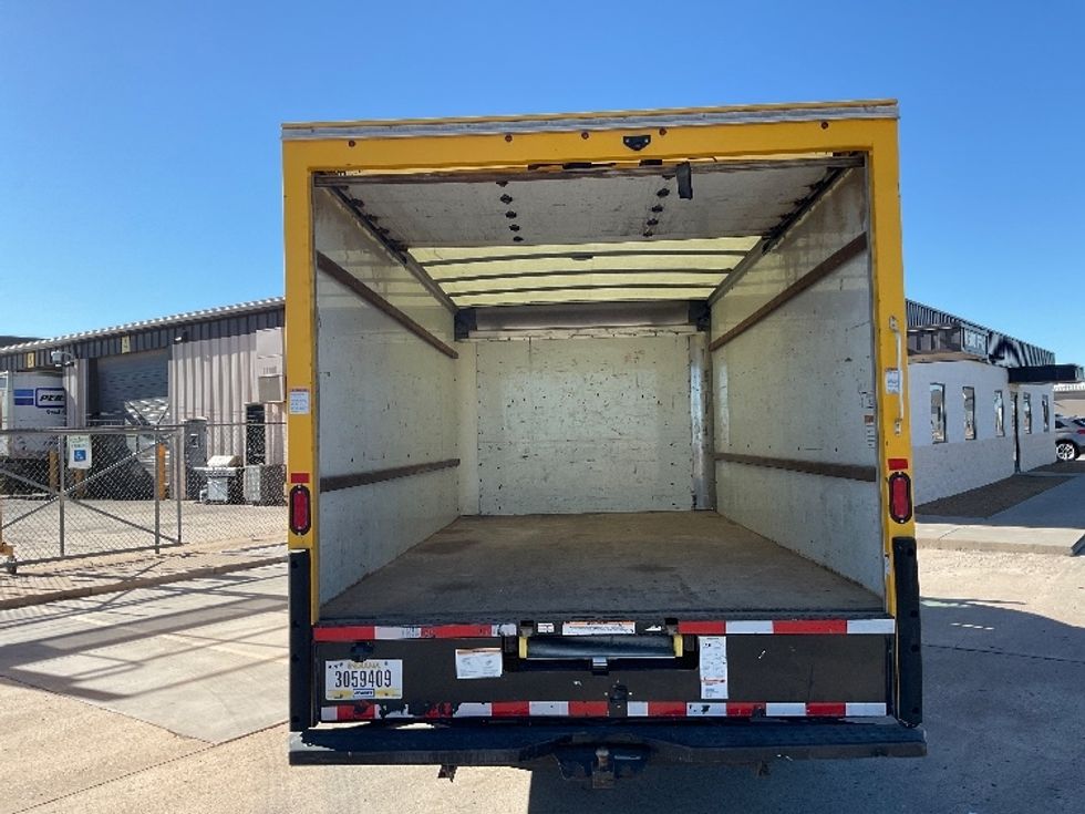 Light Duty Box Truck-Light and Medium Duty Trucks-GMC-2021-Savana G33903-Oklahoma City-OK-88,427\n\t\tmiles-$ 27,750 - Image 8