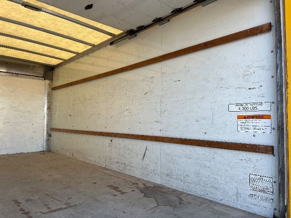 Light Duty Box Truck-Light and Medium Duty Trucks-GMC-2021-Savana G33903-Oklahoma City-OK-88,650\n\t\tmiles-$ 27,750 - Image 11