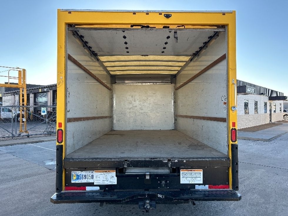 Light Duty Box Truck-Light and Medium Duty Trucks-GMC-2021-Savana G33903-Oklahoma City-OK-88,650\n\t\tmiles-$ 27,750 - Image 8