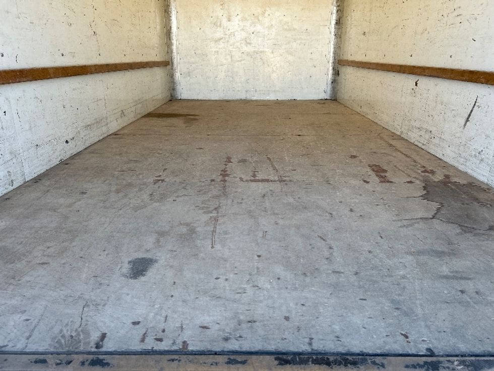 Light Duty Box Truck-Light and Medium Duty Trucks-GMC-2021-Savana G33903-Oklahoma City-OK-88,650\n\t\tmiles-$ 27,750 - Image 9