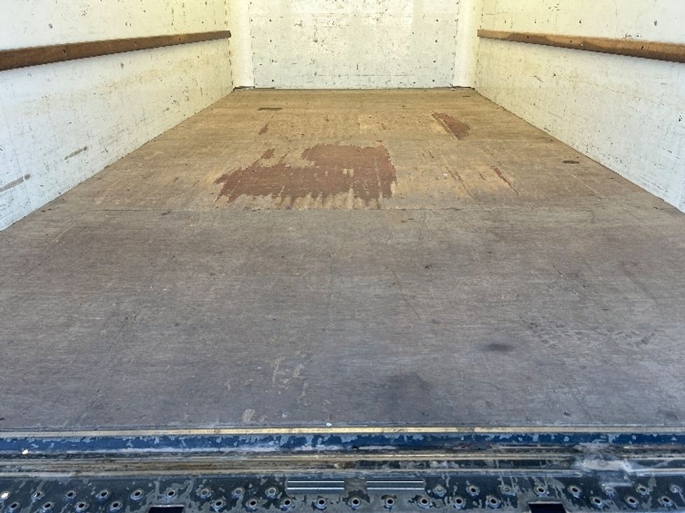 Light Duty Box Truck-Light and Medium Duty Trucks-GMC-2021-Savana G33903-Oklahoma City-OK-92,503\n\t\tmiles-$ 30,250 - Image 10