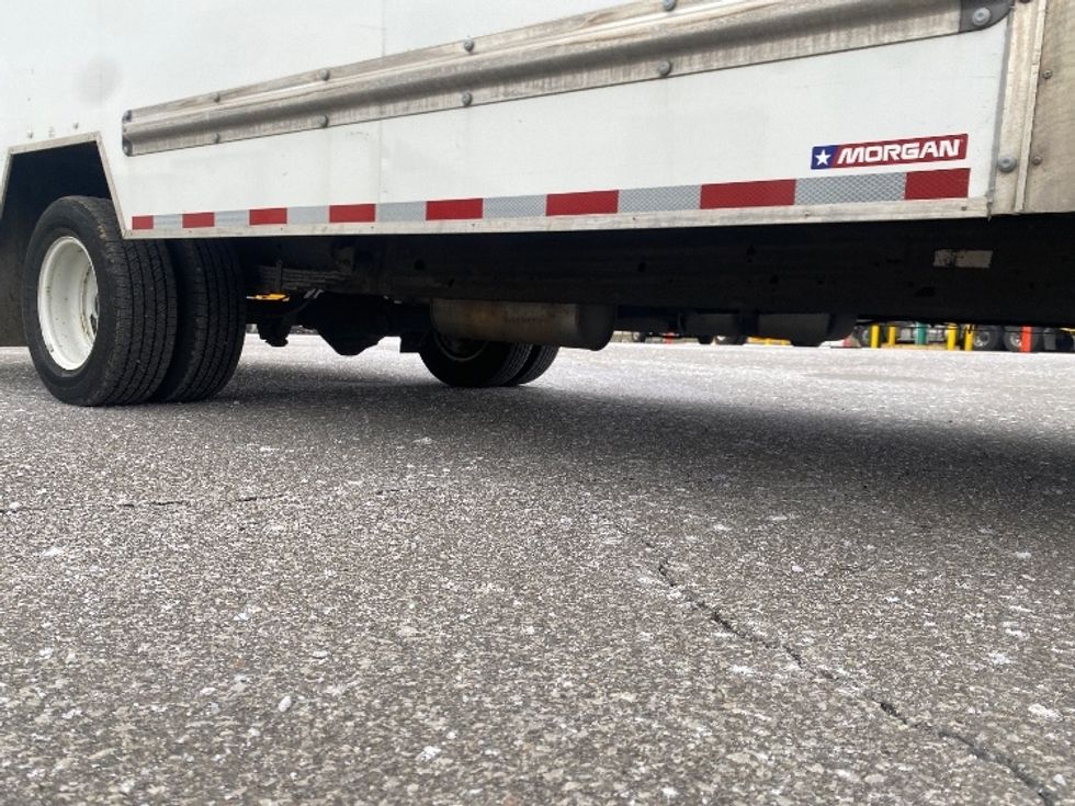 Light Duty Box Truck-Light and Medium Duty Trucks-GMC-2021-Savana G33903-Oklahoma City-OK-92,503\n\t\tmiles-$ 30,250 - Image 14