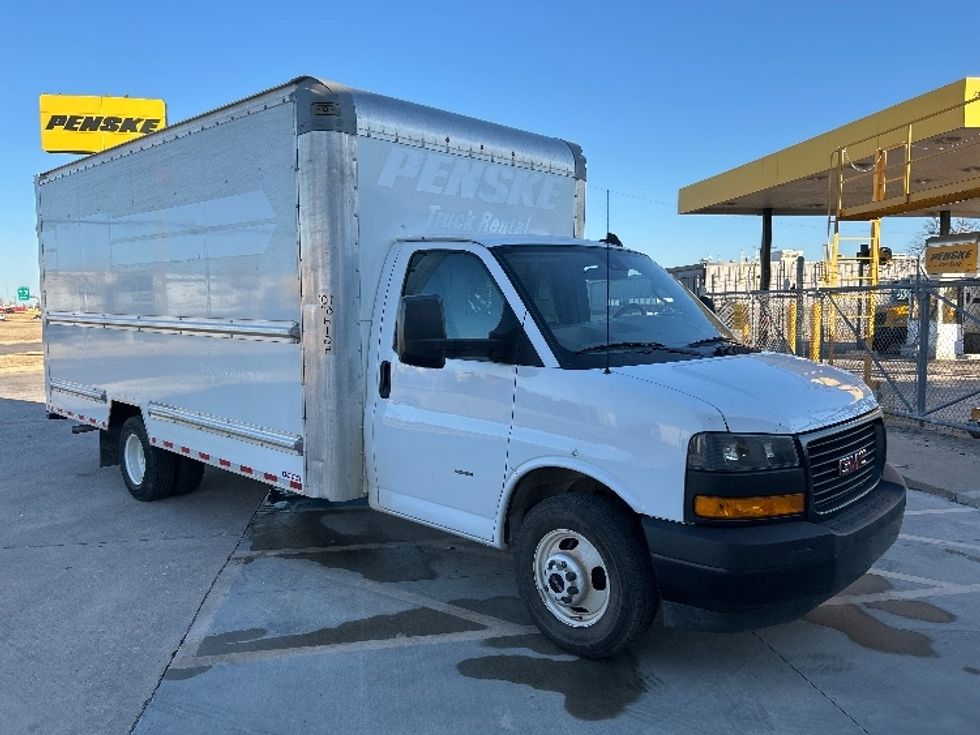 Light Duty Box Truck-Light and Medium Duty Trucks-GMC-2021-Savana G33903-Oklahoma City-OK-99,257\n\t\tmiles-$ 29,500 - Image 1