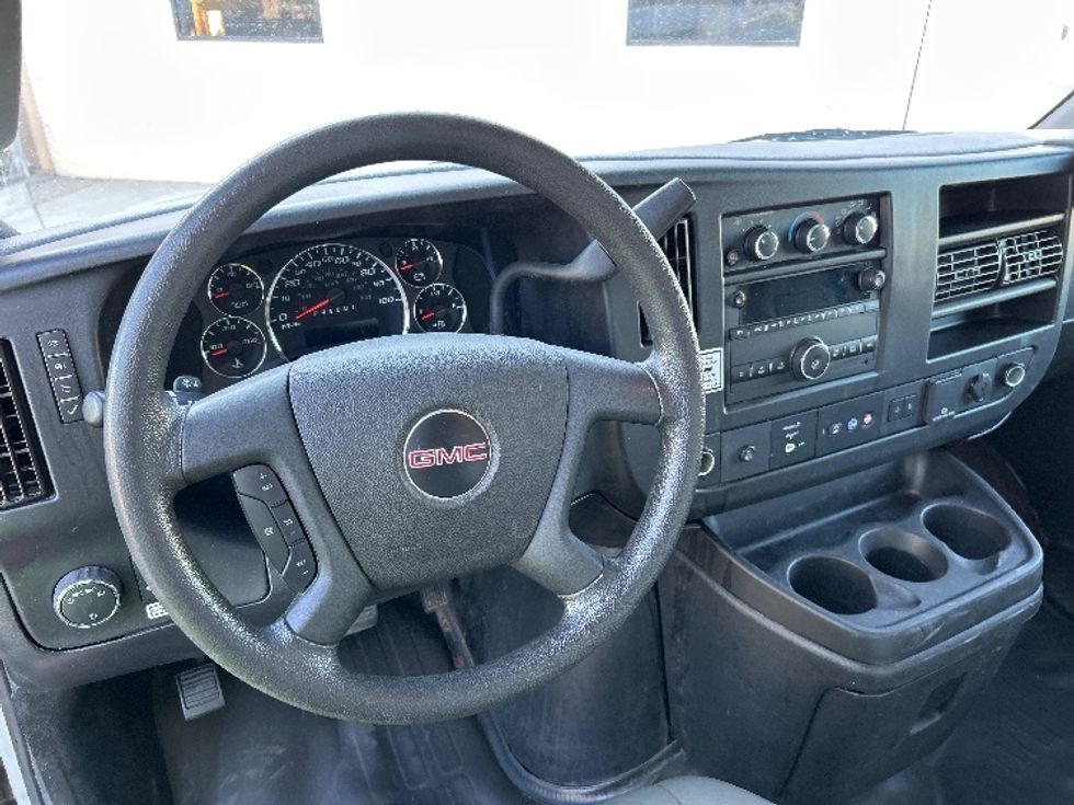 Light Duty Box Truck-Light and Medium Duty Trucks-GMC-2021-Savana G33903-Oklahoma City-OK-99,257\n\t\tmiles-$ 29,500 - Image 14