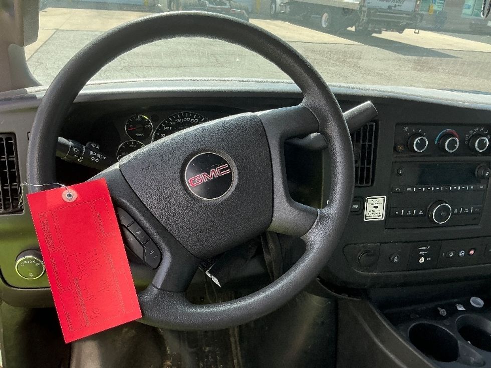 Light Duty Box Truck-Light and Medium Duty Trucks-GMC-2021-Savana G33903-Olive Branch-MS-78,753\n\t\tmiles-$ 11,000 - Image 14