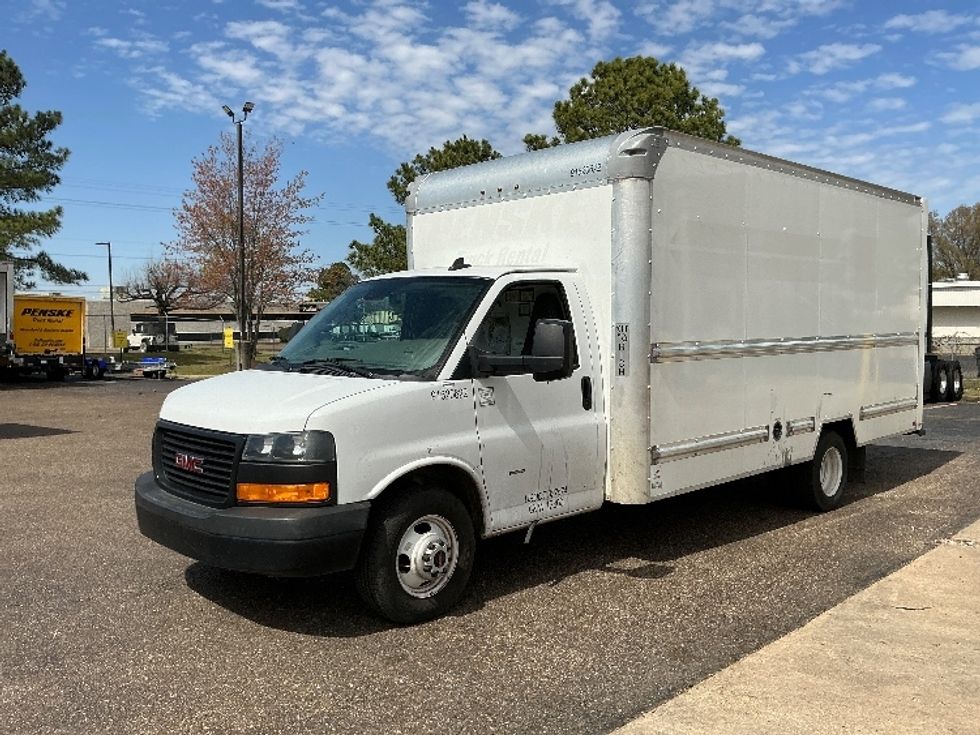 Light Duty Box Truck-Light and Medium Duty Trucks-GMC-2021-Savana G33903-Olive Branch-MS-78,753\n\t\tmiles-$ 11,000 - Image 3