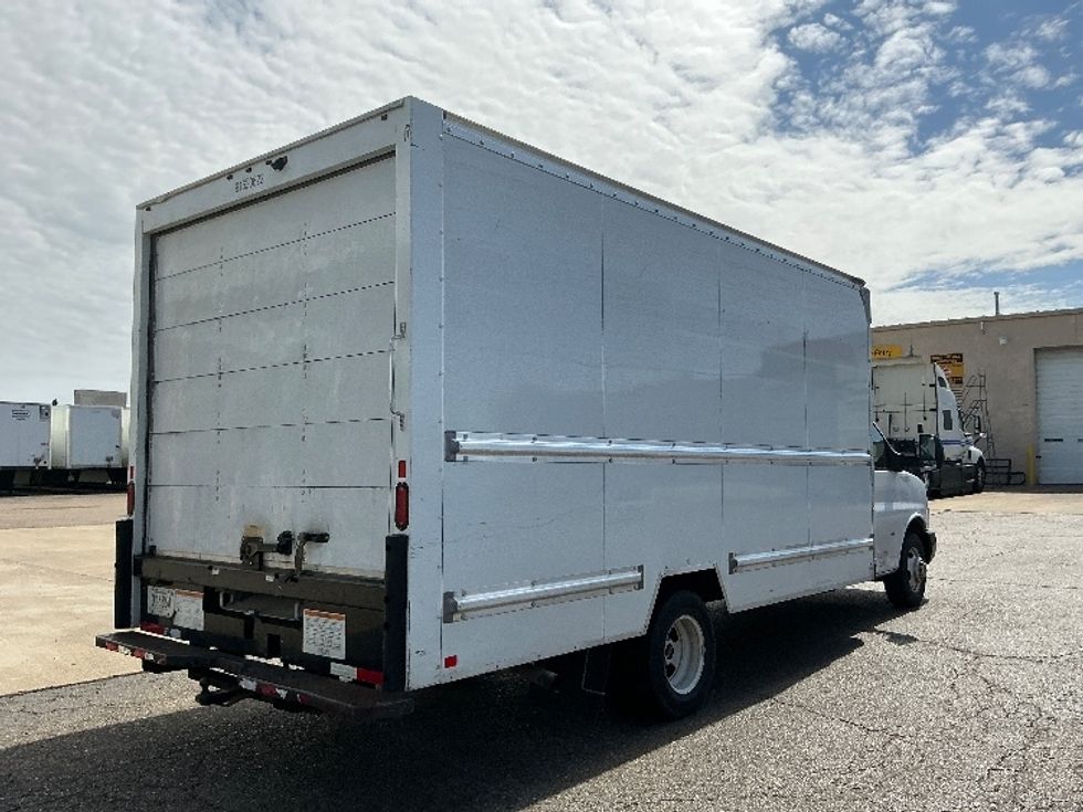 Light Duty Box Truck-Light and Medium Duty Trucks-GMC-2021-Savana G33903-Olive Branch-MS-78,753\n\t\tmiles-$ 11,000 - Image 9