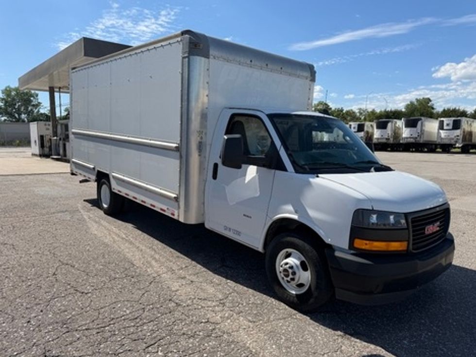 Light Duty Box Truck-Light and Medium Duty Trucks-GMC-2021-Savana G33903-Omaha-NE-105,173\n\t\tmiles-$ 29,250 - Image 1