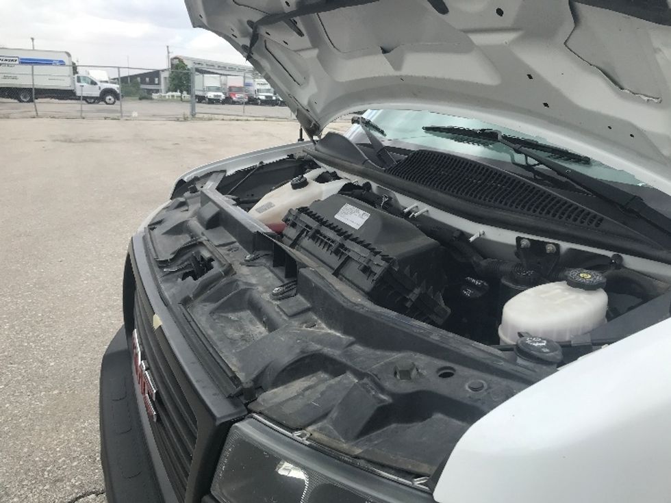 Light Duty Box Truck-Light and Medium Duty Trucks-GMC-2021-Savana G33903-Omaha-NE-105,173\n\t\tmiles-$ 29,250 - Image 22