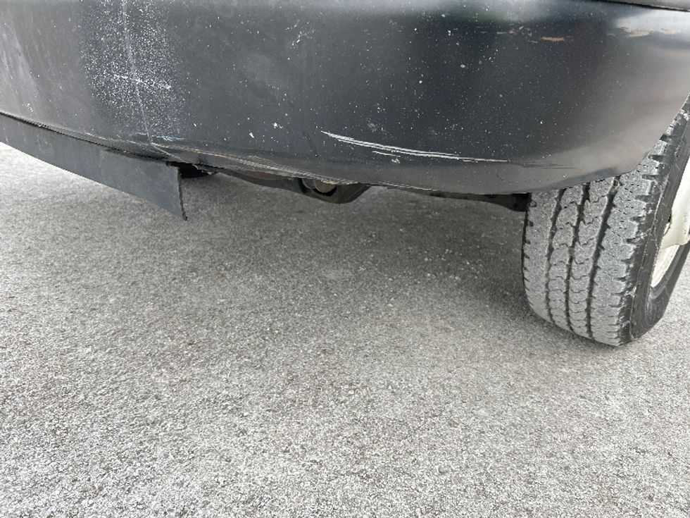 Light Duty Box Truck-Light and Medium Duty Trucks-GMC-2021-Savana G33903-Omaha-NE-108,777\n\t\tmiles-$ 25,250 - Image 25