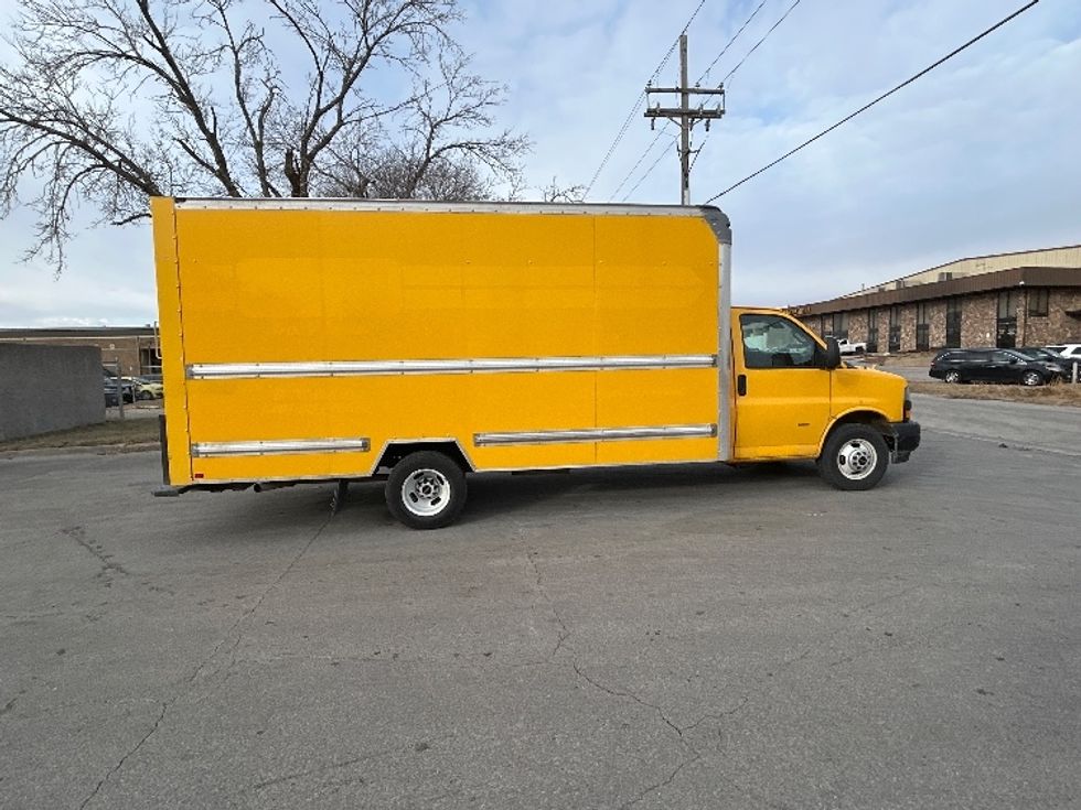 Light Duty Box Truck-Light and Medium Duty Trucks-GMC-2021-Savana G33903-Omaha-NE-109,399\n\t\tmiles-$ 25,250 - Image 14