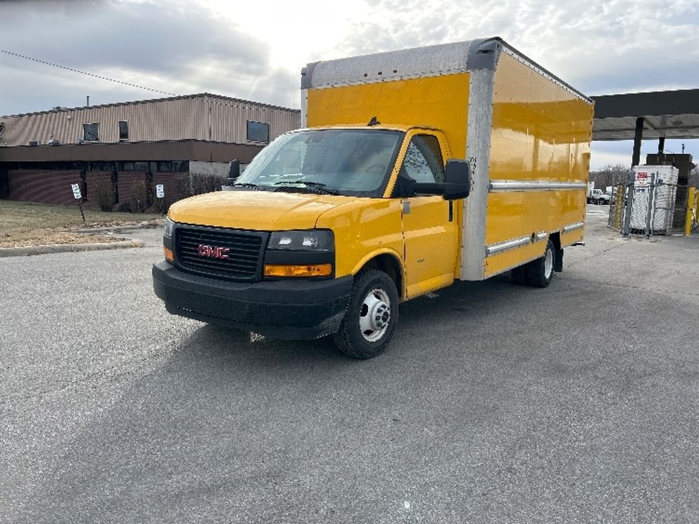 Light Duty Box Truck-Light and Medium Duty Trucks-GMC-2021-Savana G33903-Omaha-NE-109,399\n\t\tmiles-$ 25,250 - Image 3