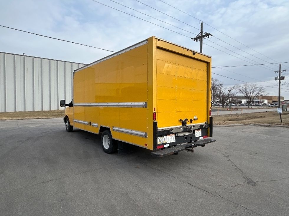 Light Duty Box Truck-Light and Medium Duty Trucks-GMC-2021-Savana G33903-Omaha-NE-109,399\n\t\tmiles-$ 25,250 - Image 6