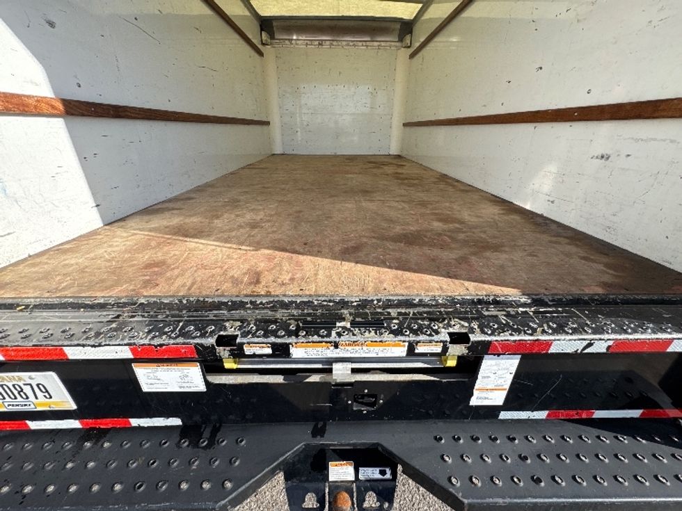 Light Duty Box Truck-Light and Medium Duty Trucks-GMC-2021-Savana G33903-Omaha-NE-122,172\n\t\tmiles-$ 23,750 - Image 10