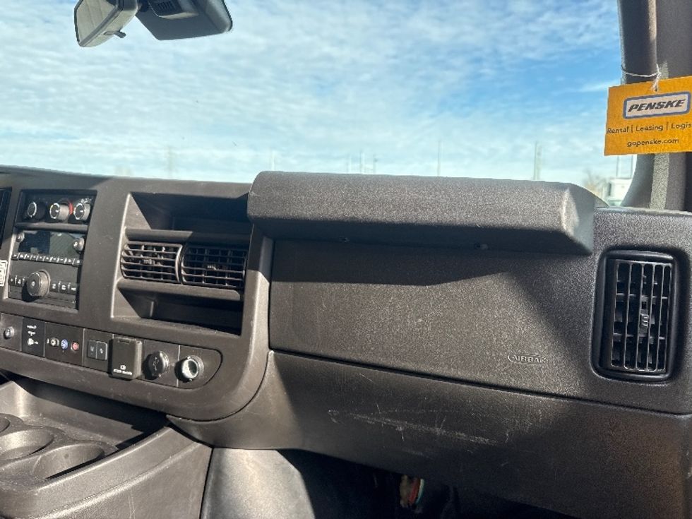 Light Duty Box Truck-Light and Medium Duty Trucks-GMC-2021-Savana G33903-Omaha-NE-122,172\n\t\tmiles-$ 23,750 - Image 21