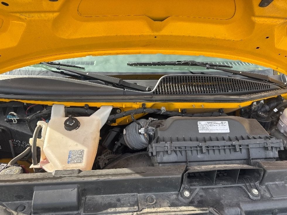 Light Duty Box Truck-Light and Medium Duty Trucks-GMC-2021-Savana G33903-Omaha-NE-122,172\n\t\tmiles-$ 23,750 - Image 23