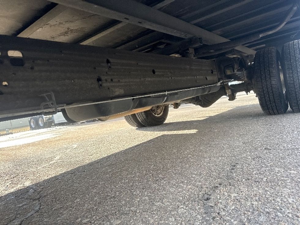 Light Duty Box Truck-Light and Medium Duty Trucks-GMC-2021-Savana G33903-Omaha-NE-122,172\n\t\tmiles-$ 23,750 - Image 5