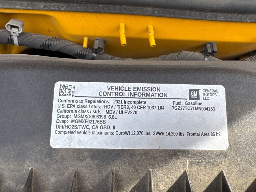 Light Duty Box Truck-Light and Medium Duty Trucks-GMC-2021-Savana G33903-Omaha-NE-124,781\n\t\tmiles-$ 27,250 - Image 24
