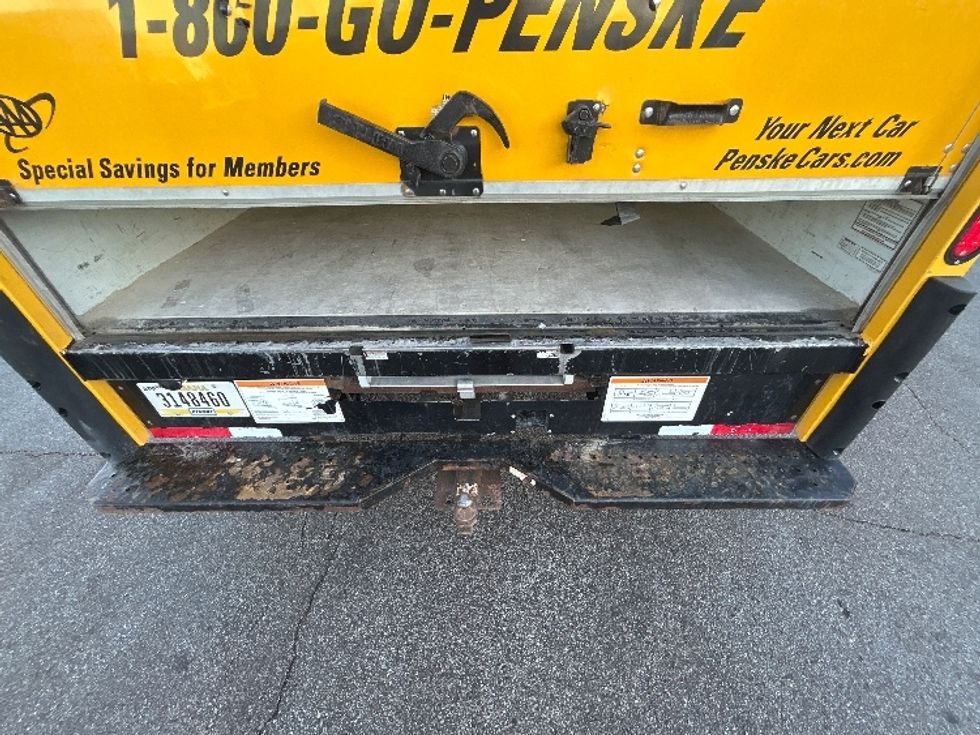 Light Duty Box Truck-Light and Medium Duty Trucks-GMC-2021-Savana G33903-Omaha-NE-88,083\n\t\tmiles-$ 27,500 - Image 10